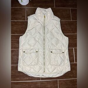 Woolrich Ivory duck down filled puffer vest sz Medium